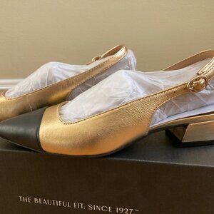 NEW Naturalizer Leather Slip On Shoes